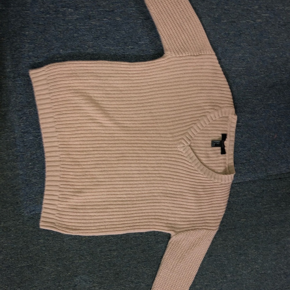 Forever 21 Women’s Knit Sweater - Picture 2 of 3